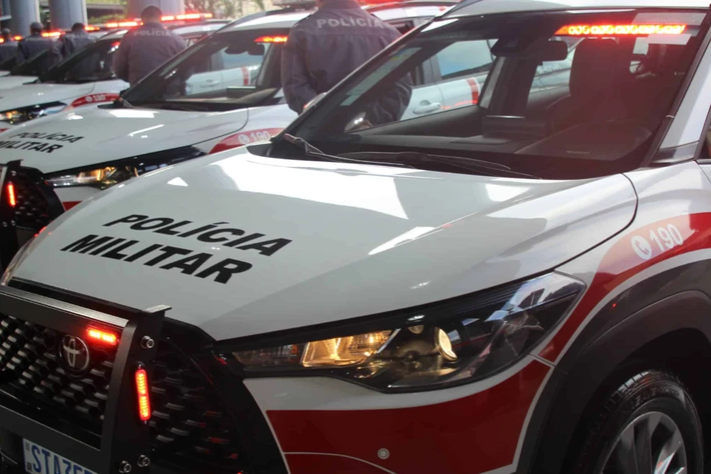 Os policiais chegaram enquanto o crime ainda estava em andamento.	 Proposta do Orçamento foi encaminhada pelo Governo de SP à Assembleia Legislativa de SP	 Joédson Alves/Agência Brasil	O estado de São Paulo, o mais populoso do país, tem direito a 70 das 5